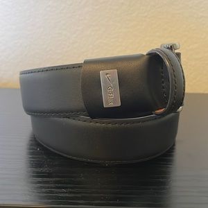 Nike G-Flex leather golf belt